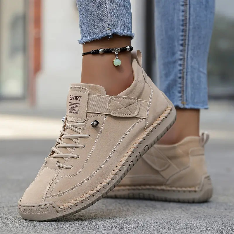 Elira | Comfortable, supportive trainers
