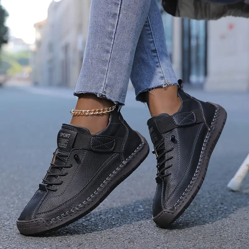 Elira | Comfortable, supportive trainers